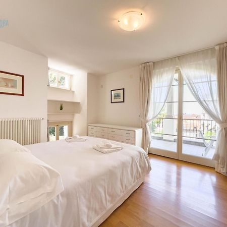 Apartamento Cattedrale 5 Tirabora Short Rent Trieste Exterior foto