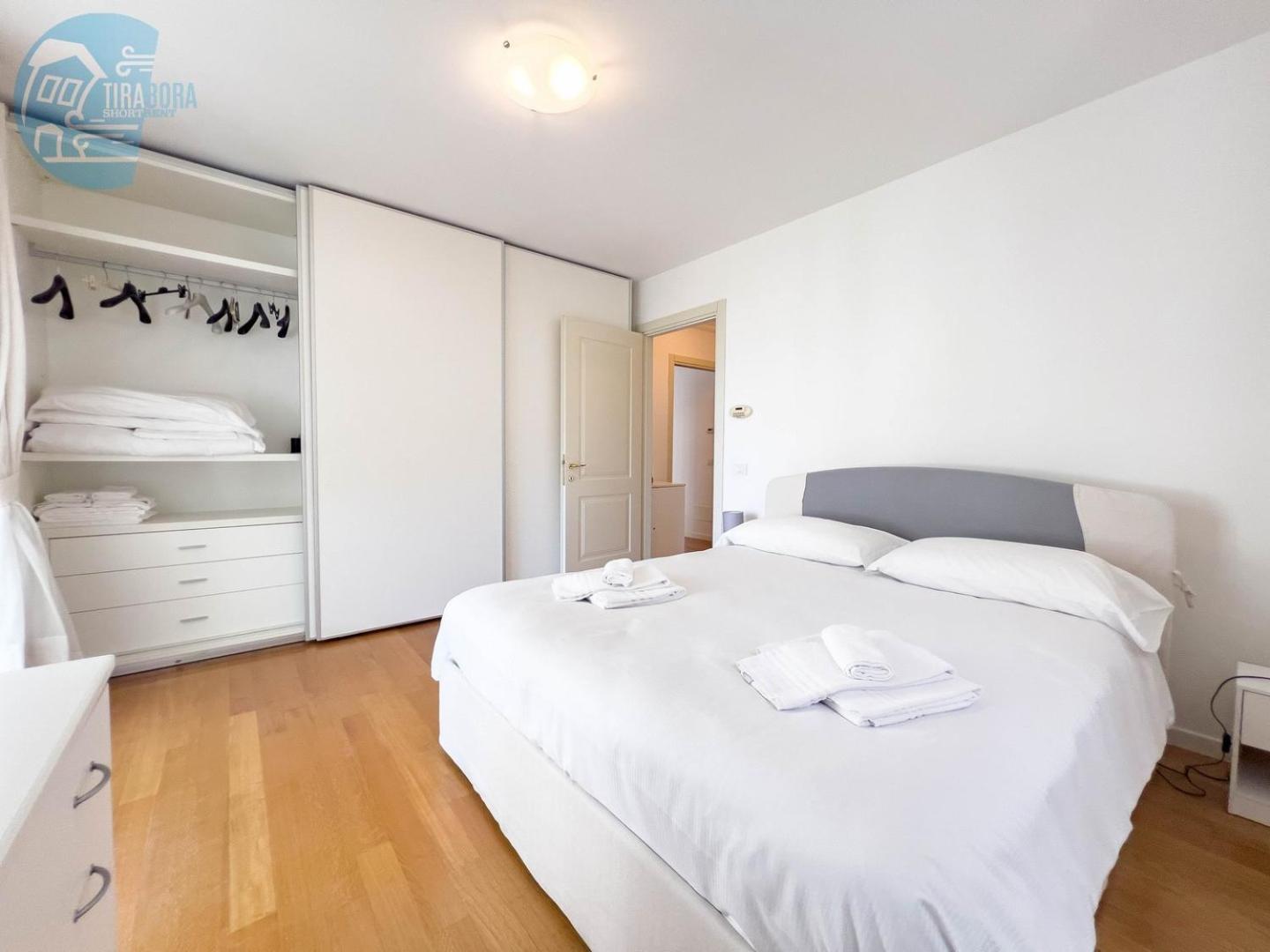 Apartamento Cattedrale 5 Tirabora Short Rent Trieste Exterior foto