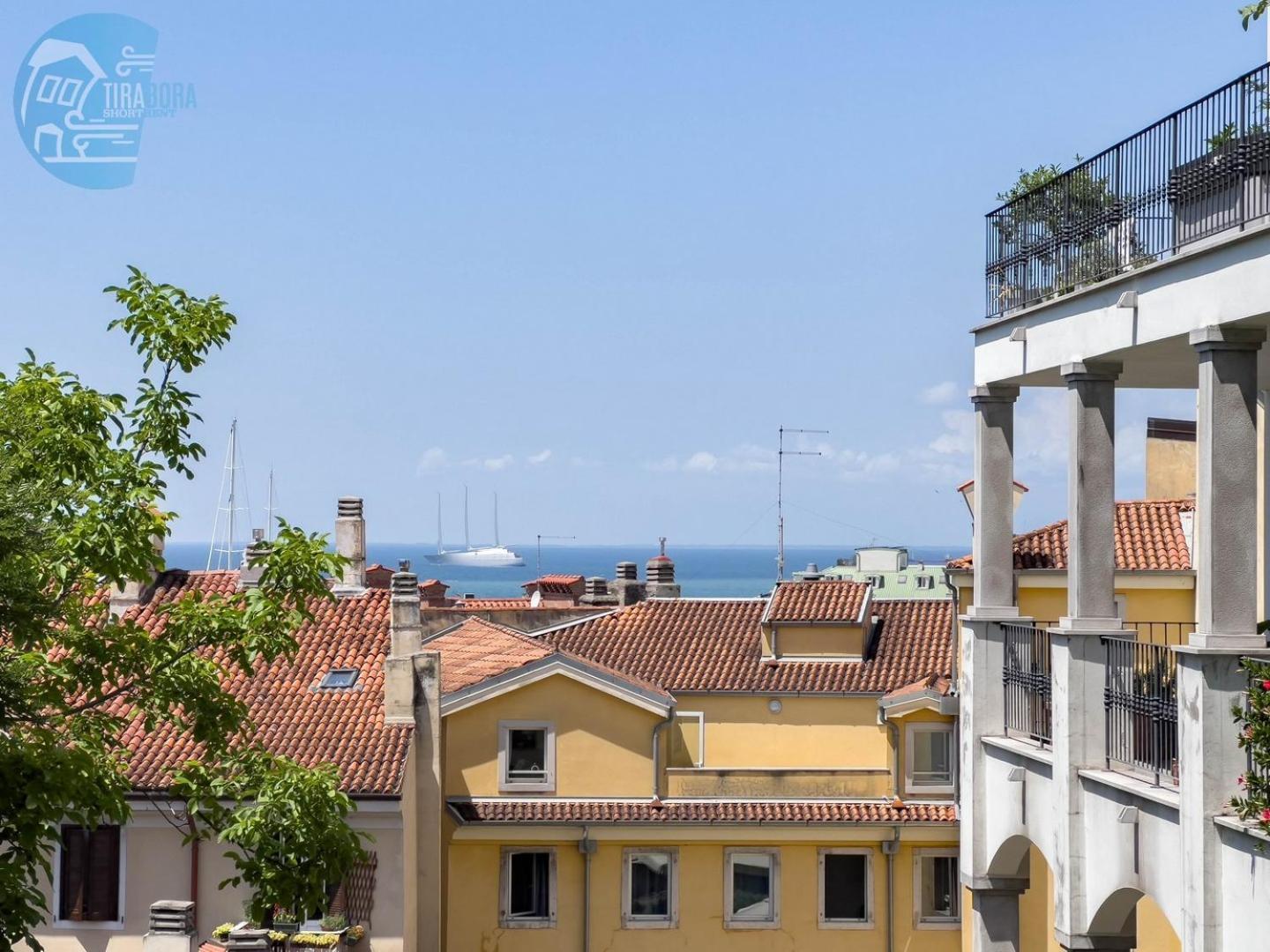Apartamento Cattedrale 5 Tirabora Short Rent Trieste Exterior foto