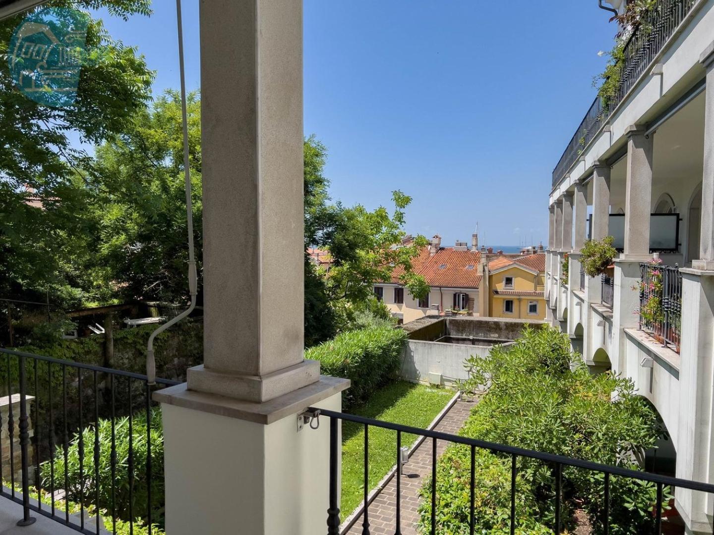 Apartamento Cattedrale 5 Tirabora Short Rent Trieste Exterior foto